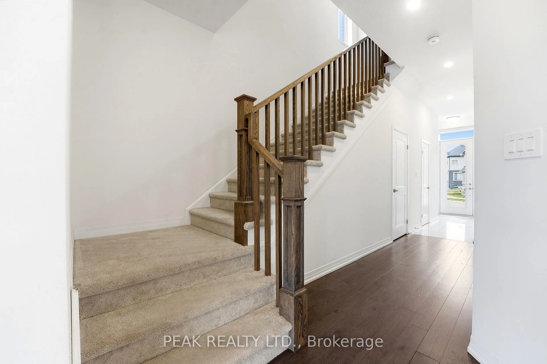 Photo 20 of 23 Stokes Road, Brant, Paris — HOMEH