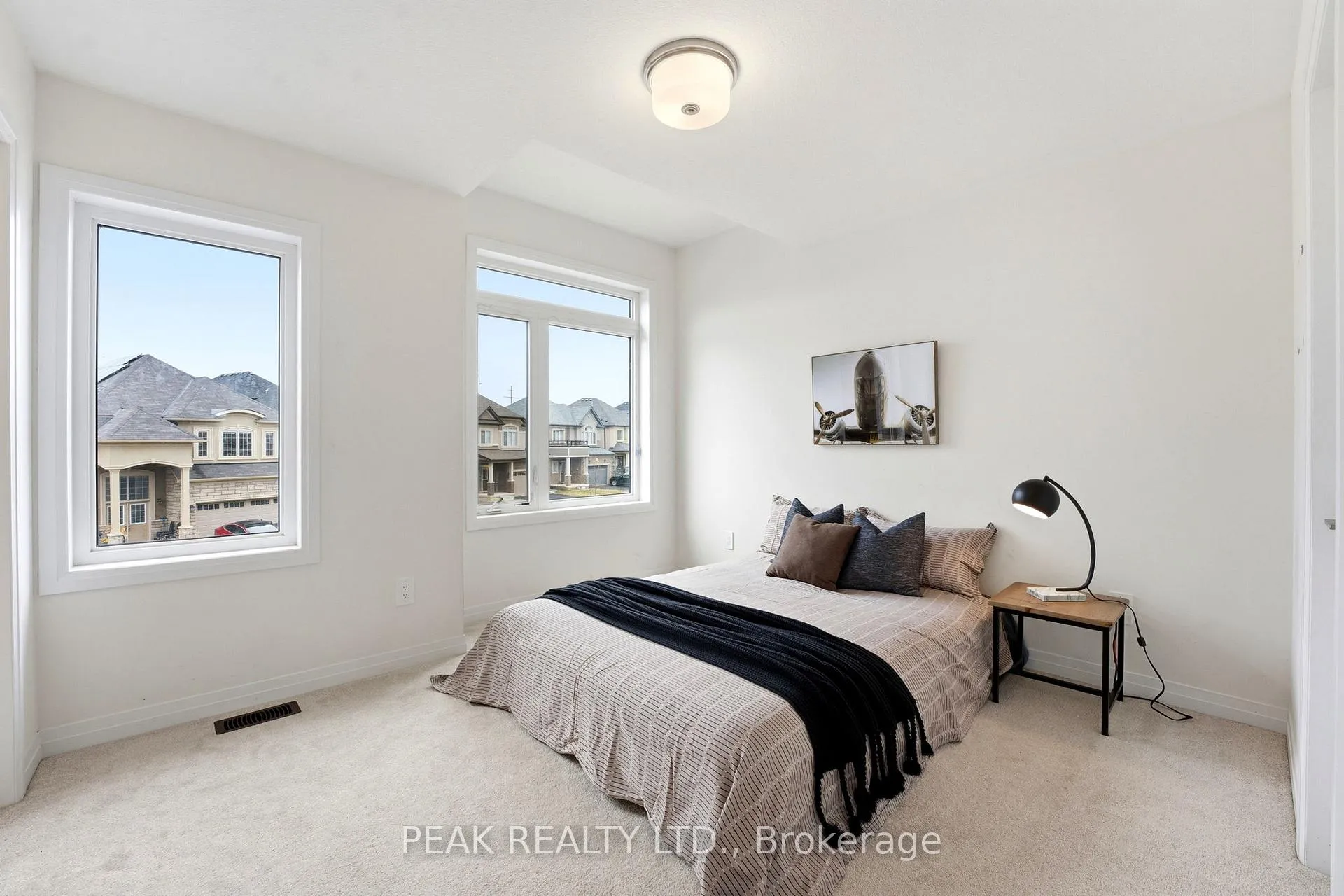 Photo 23 of 23 Stokes Road, Brant, Paris — HOMEH