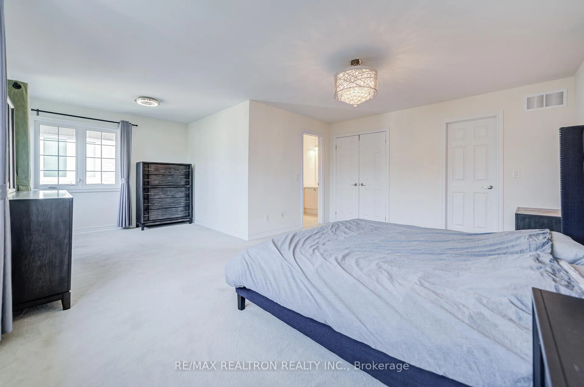 Photo 46 of 2776 Donald Cousens Parkway, Markham, Cornell — HOMEH