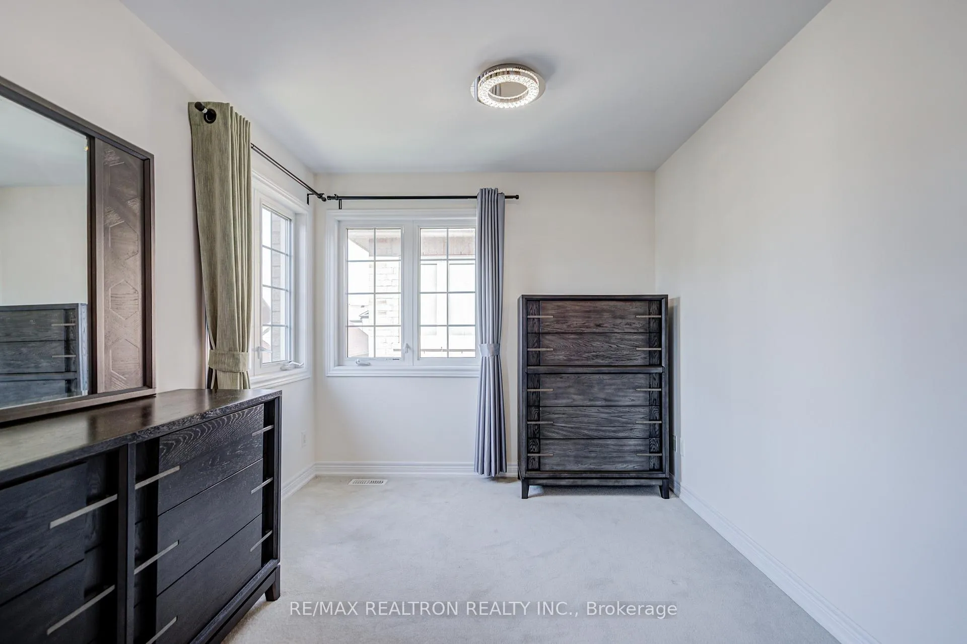 Photo 22 of 2776 Donald Cousens Parkway, Markham, Cornell — HOMEH
