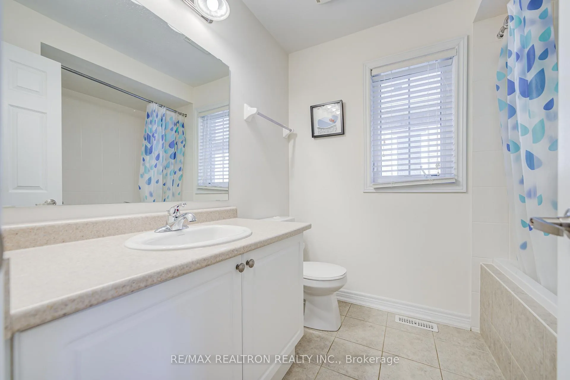 Photo 26 of 2776 Donald Cousens Parkway, Markham, Cornell — HOMEH