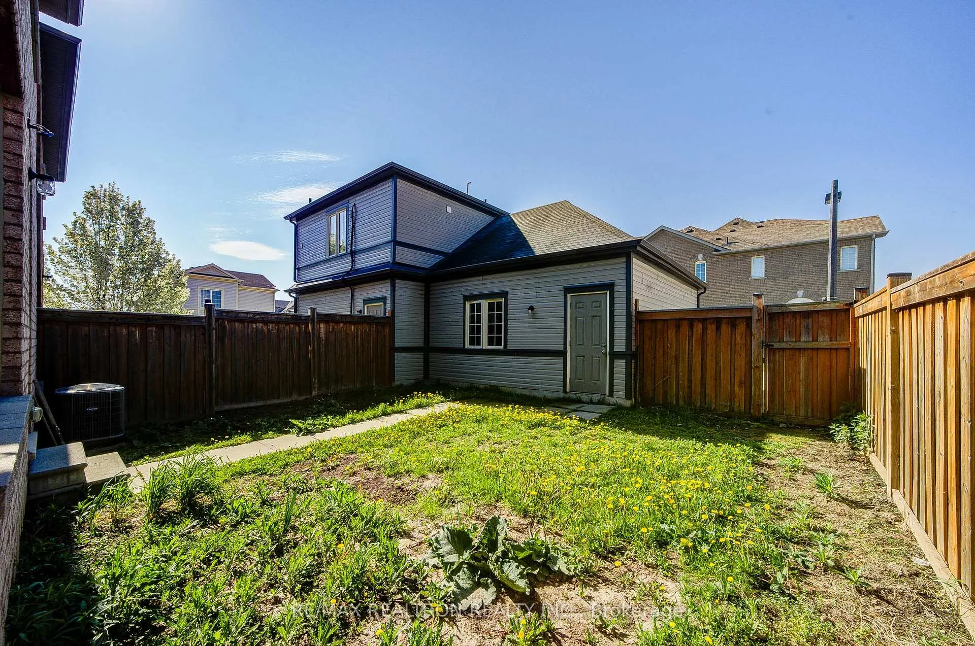 Photo 38 of 2776 Donald Cousens Parkway, Markham, Cornell — HOMEH