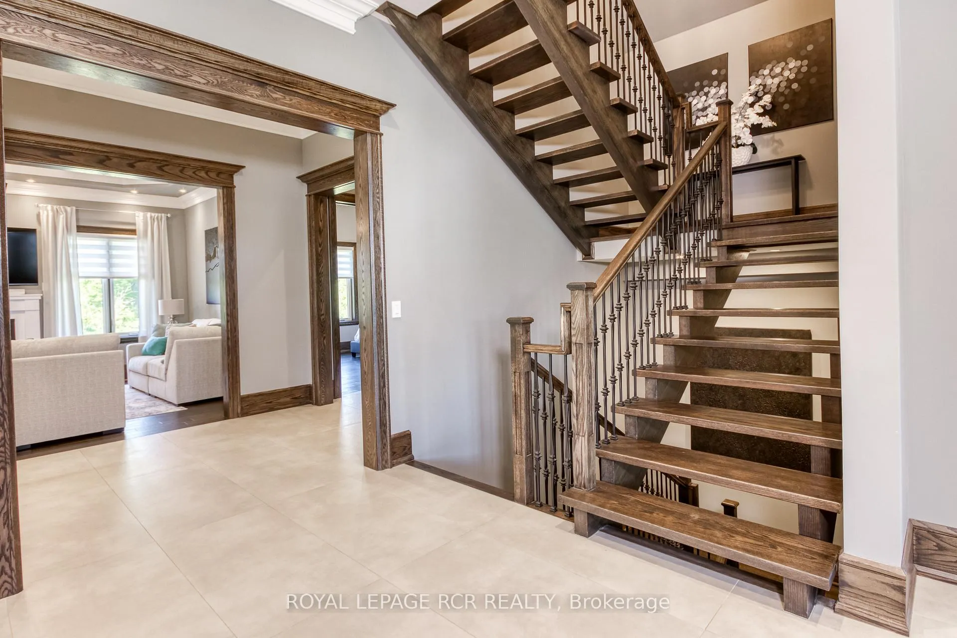 Photo 6 of 166 Logan Road, Caledon, Palgrave — HOMEH