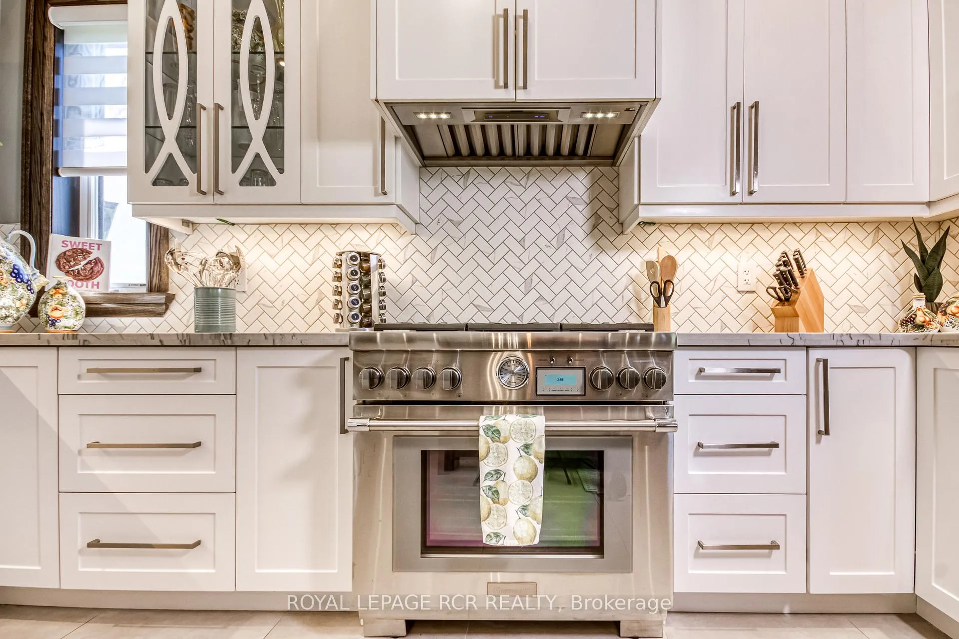 Photo 13 of 166 Logan Road, Caledon, Palgrave — HOMEH