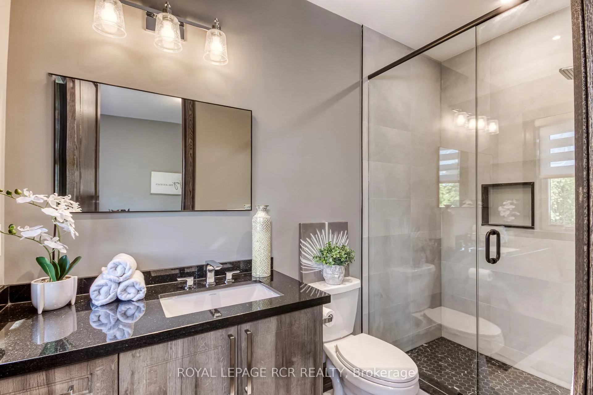 Photo 32 of 166 Logan Road, Caledon, Palgrave — HOMEH