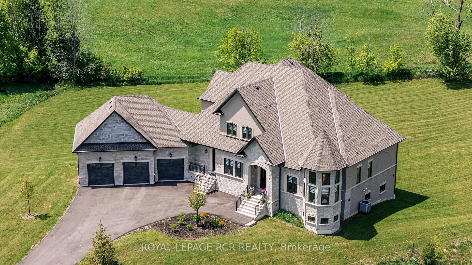 Photo 50 of 166 Logan Road, Caledon, Palgrave — HOMEH