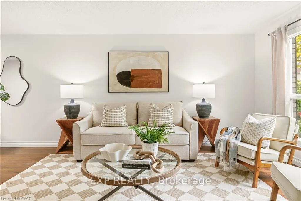 Photo 3 of 45 Catalina Court, Kitchener — HOMEH