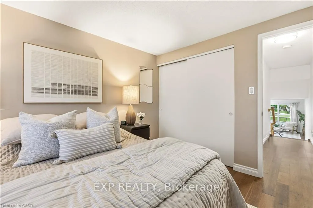 Photo 14 of 45 Catalina Court, Kitchener — HOMEH