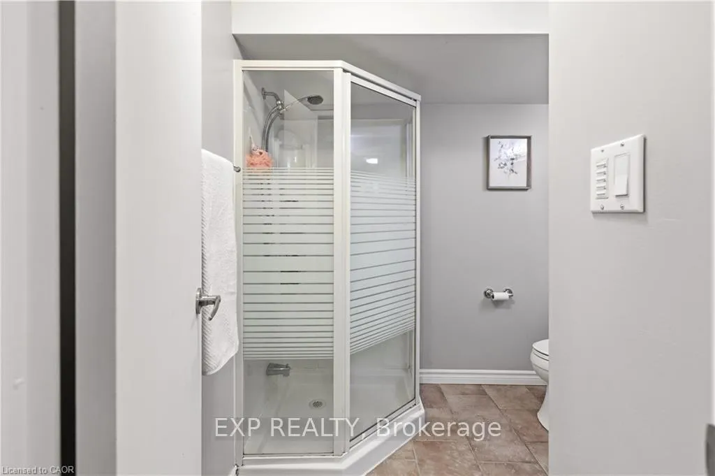 Photo 29 of 45 Catalina Court, Kitchener — HOMEH