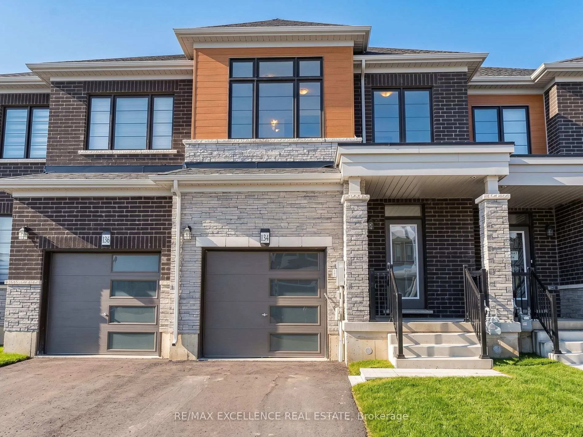 Photo 1 of 134 Granville Crescent, Haldimand — HOMEH