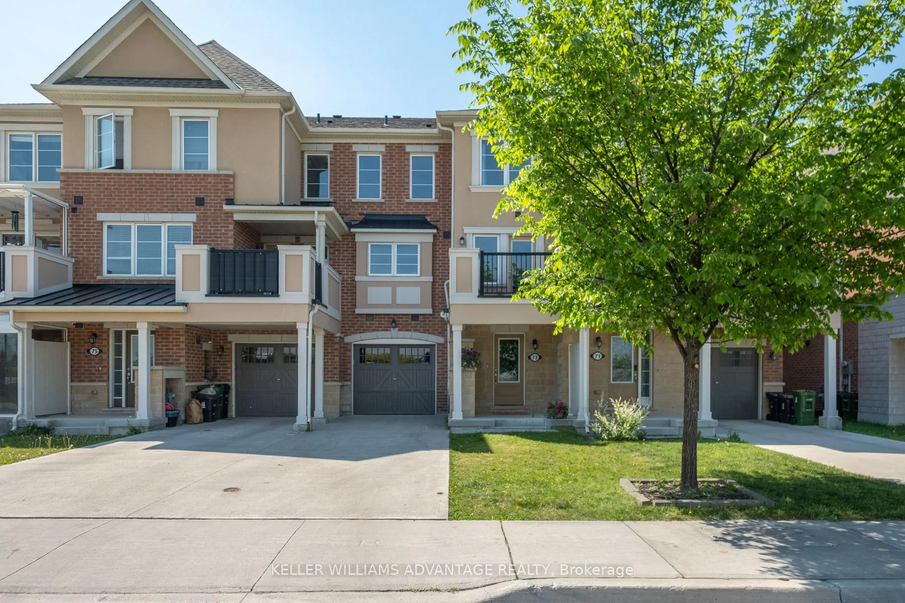 Photo 2 of 73 Cleanside Road, Scarborough, Clairlea-Birchmount — HOMEH