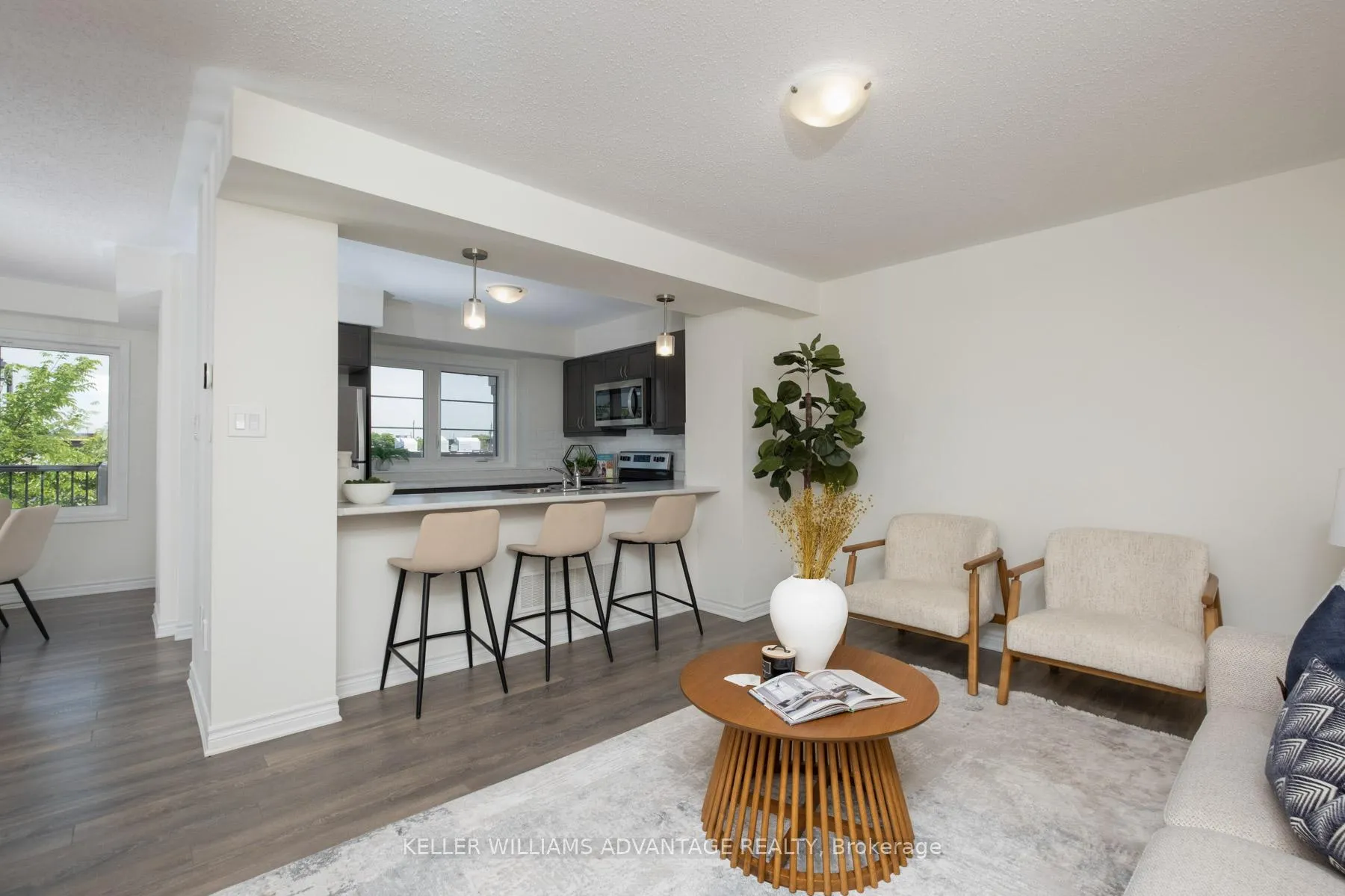 Photo 9 of 73 Cleanside Road, Scarborough, Clairlea-Birchmount — HOMEH