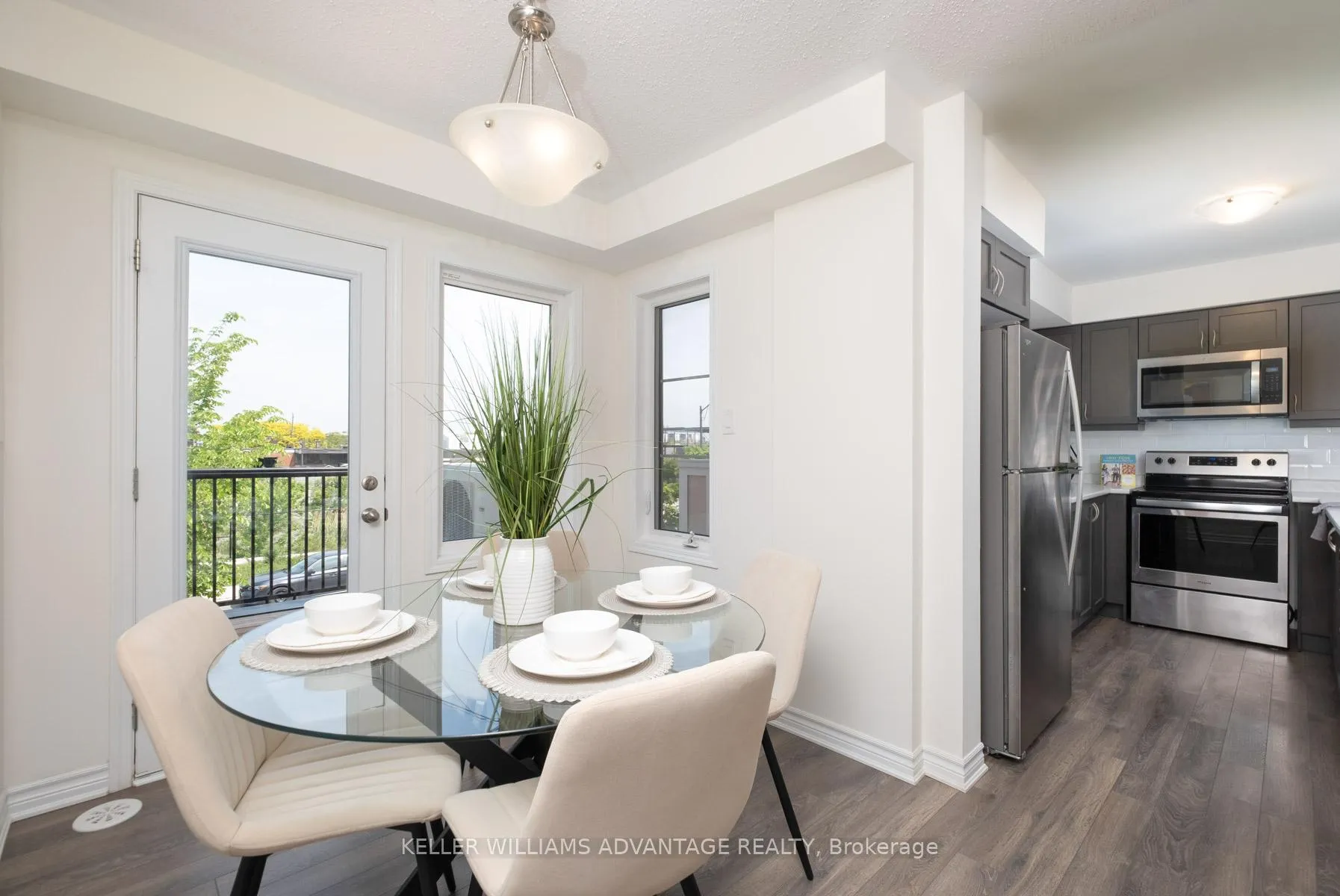 Photo 16 of 73 Cleanside Road, Scarborough, Clairlea-Birchmount — HOMEH