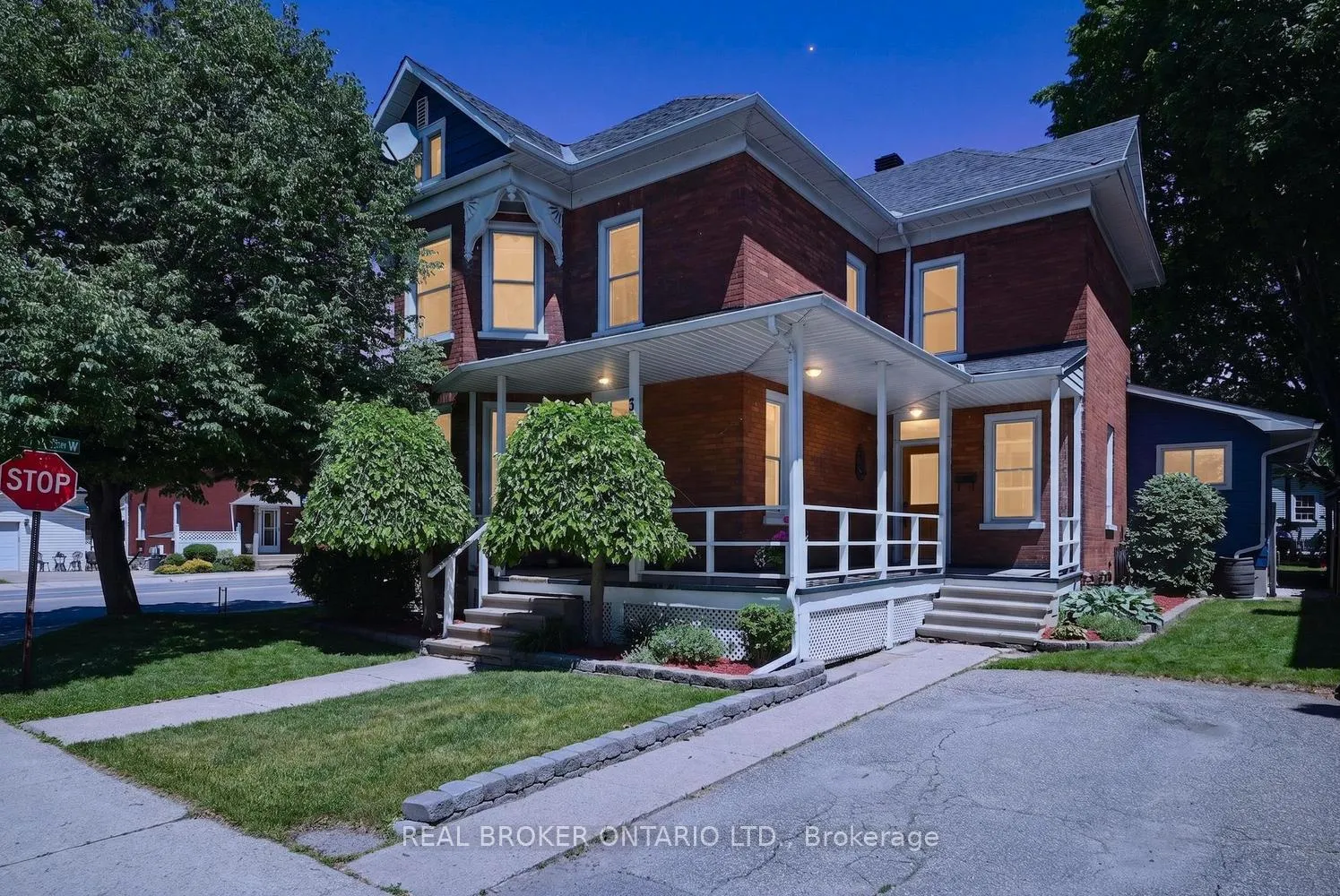 Photo 1 of 39 Mcewen Avenue, Smiths Falls — HOMEH