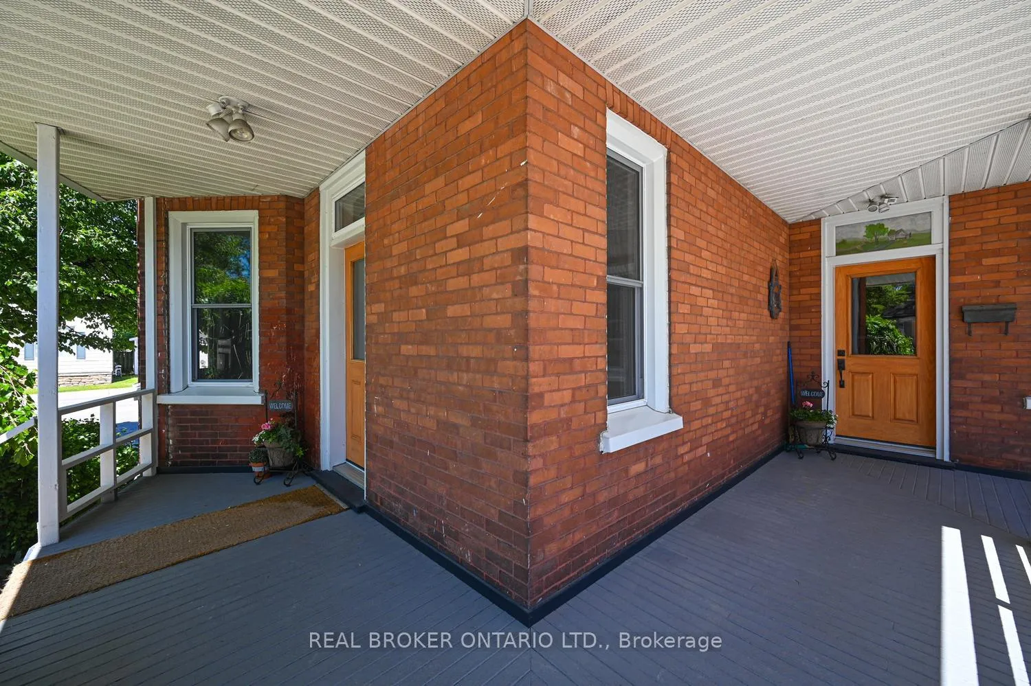 Photo 6 of 39 Mcewen Avenue, Smiths Falls — HOMEH