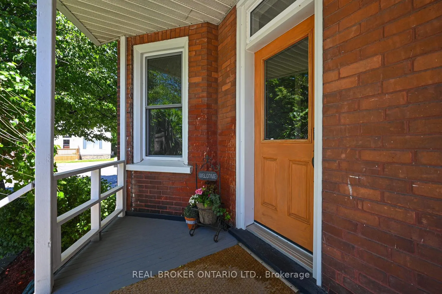 Photo 7 of 39 Mcewen Avenue, Smiths Falls — HOMEH