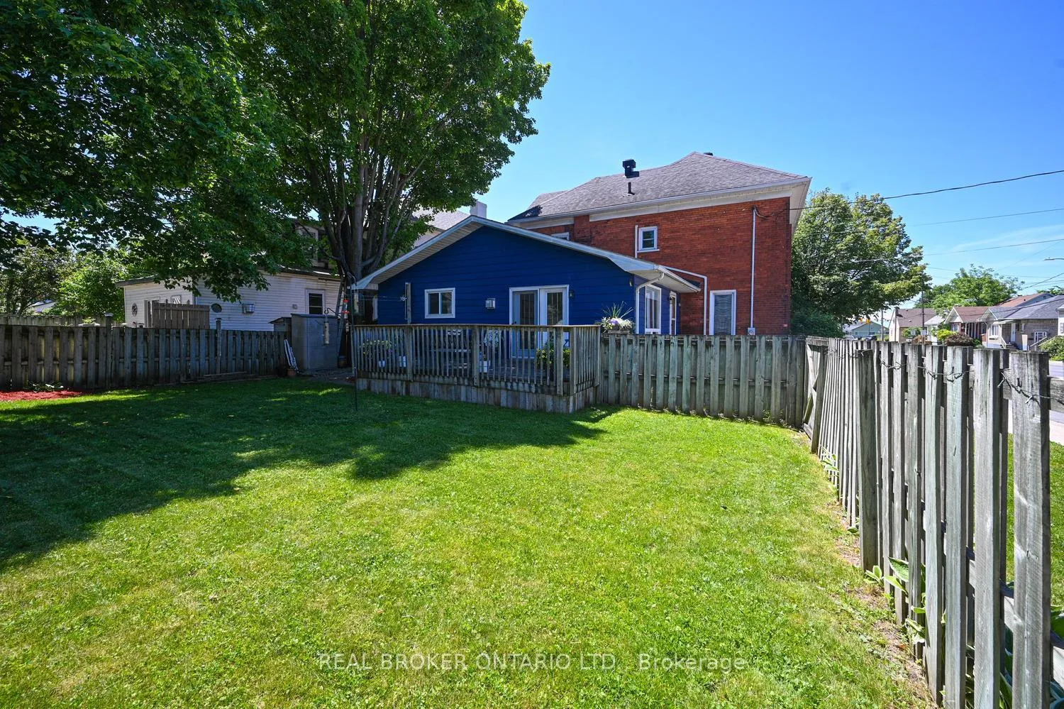 Photo 42 of 39 Mcewen Avenue, Smiths Falls — HOMEH