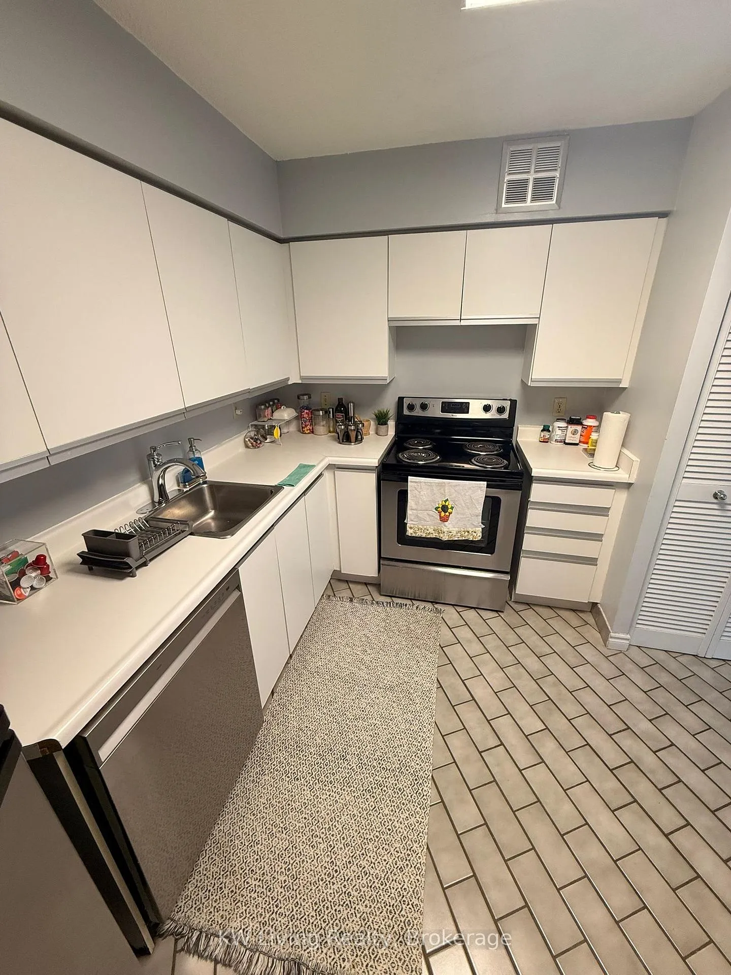 Photo 8 of Unit 2608, 260 Queens Quay W, Toronto, Waterfront Communities — HOMEH