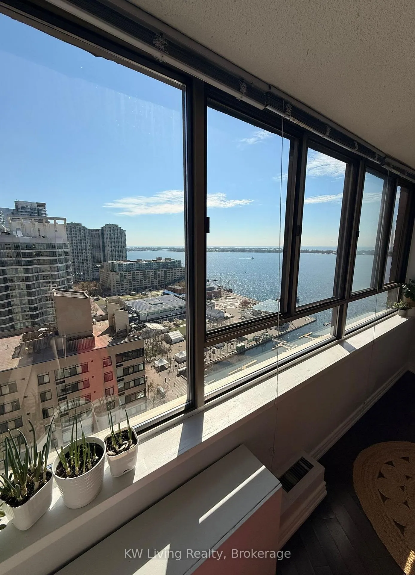 Photo 17 of Unit 2608, 260 Queens Quay W, Toronto, Waterfront Communities — HOMEH
