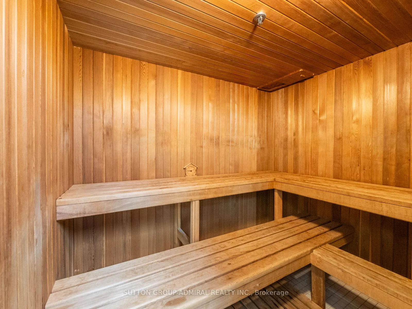 Photo 24 of Unit 401, 14924 Yonge Street, Aurora, Aurora Village — HOMEH