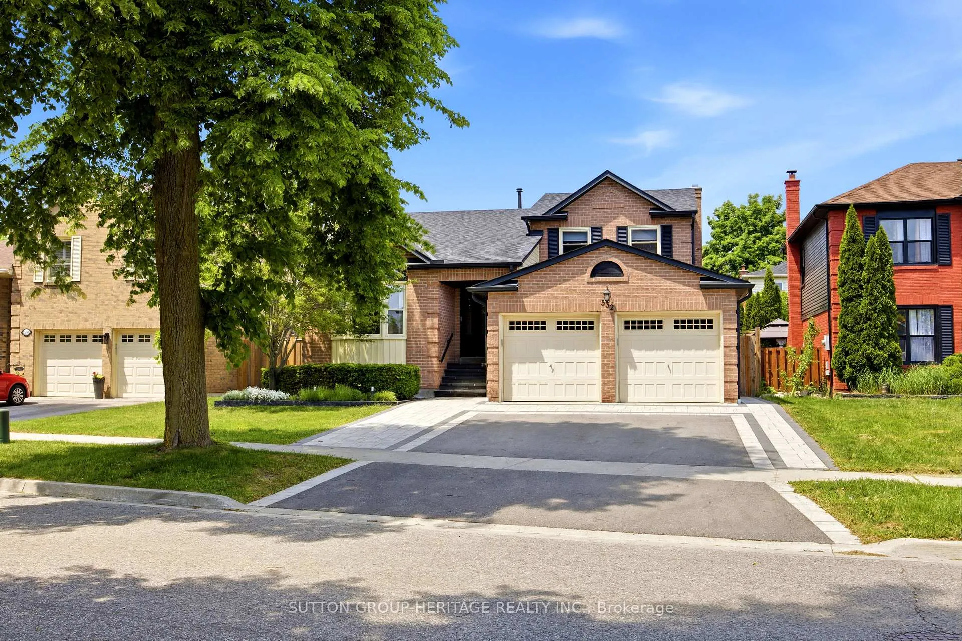 Photo 2 of 532 Beech Street E, Whitby, Pringle Creek — HOMEH