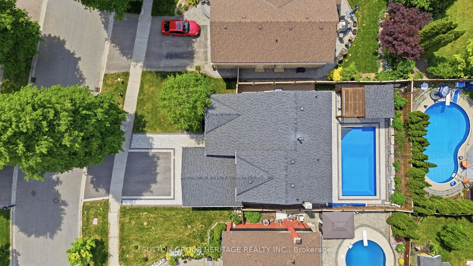 Photo 3 of 532 Beech Street E, Whitby, Pringle Creek — HOMEH