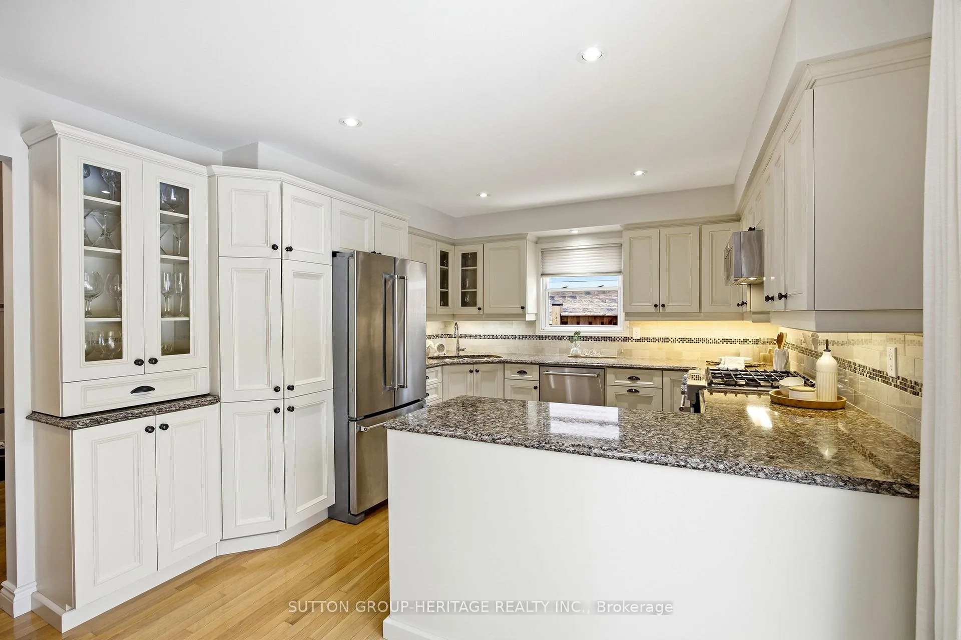Photo 13 of 532 Beech Street E, Whitby, Pringle Creek — HOMEH