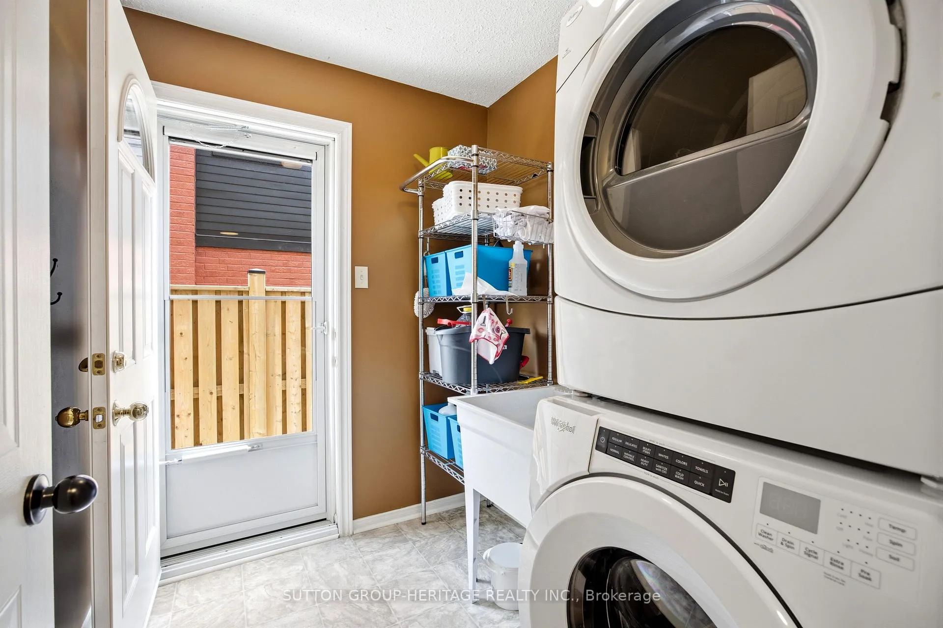 Photo 25 of 532 Beech Street E, Whitby, Pringle Creek — HOMEH