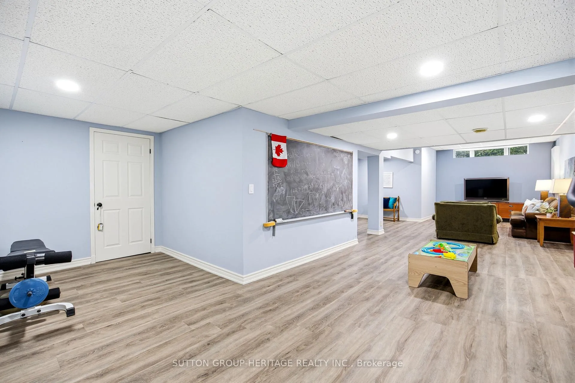 Photo 39 of 532 Beech Street E, Whitby, Pringle Creek — HOMEH