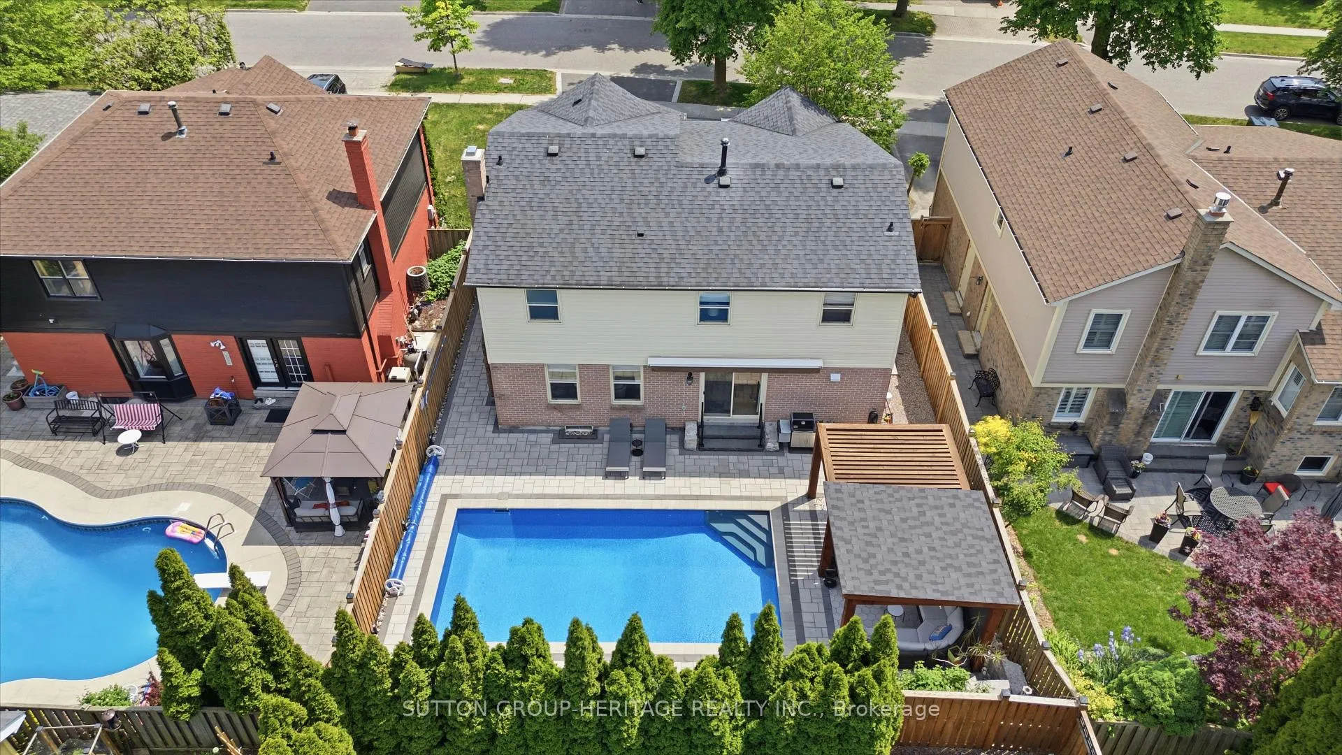 Photo 48 of 532 Beech Street E, Whitby, Pringle Creek — HOMEH