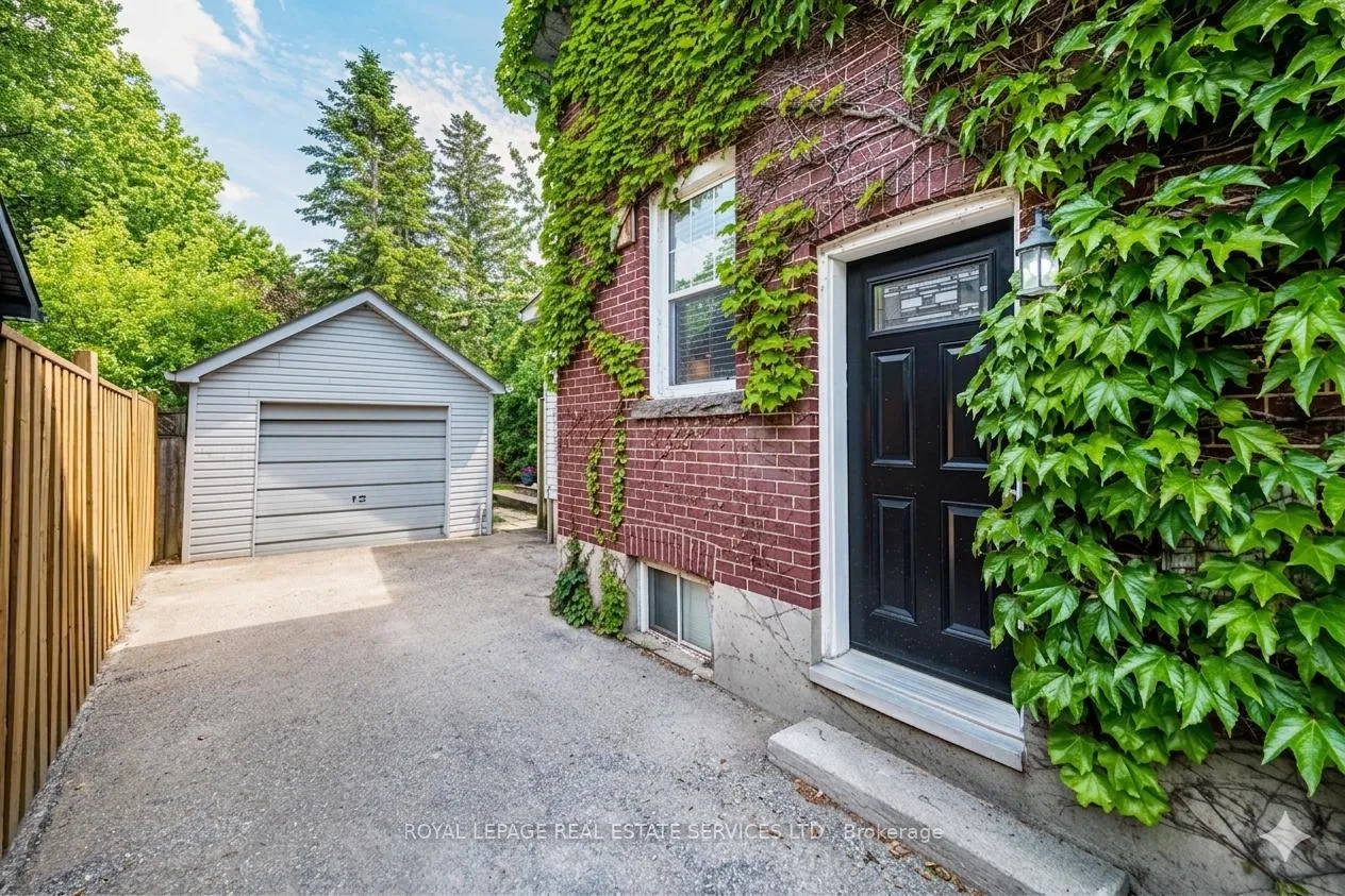 Photo 31 of 41 Wellington Street W, Brampton, Downtown Brampton — HOMEH