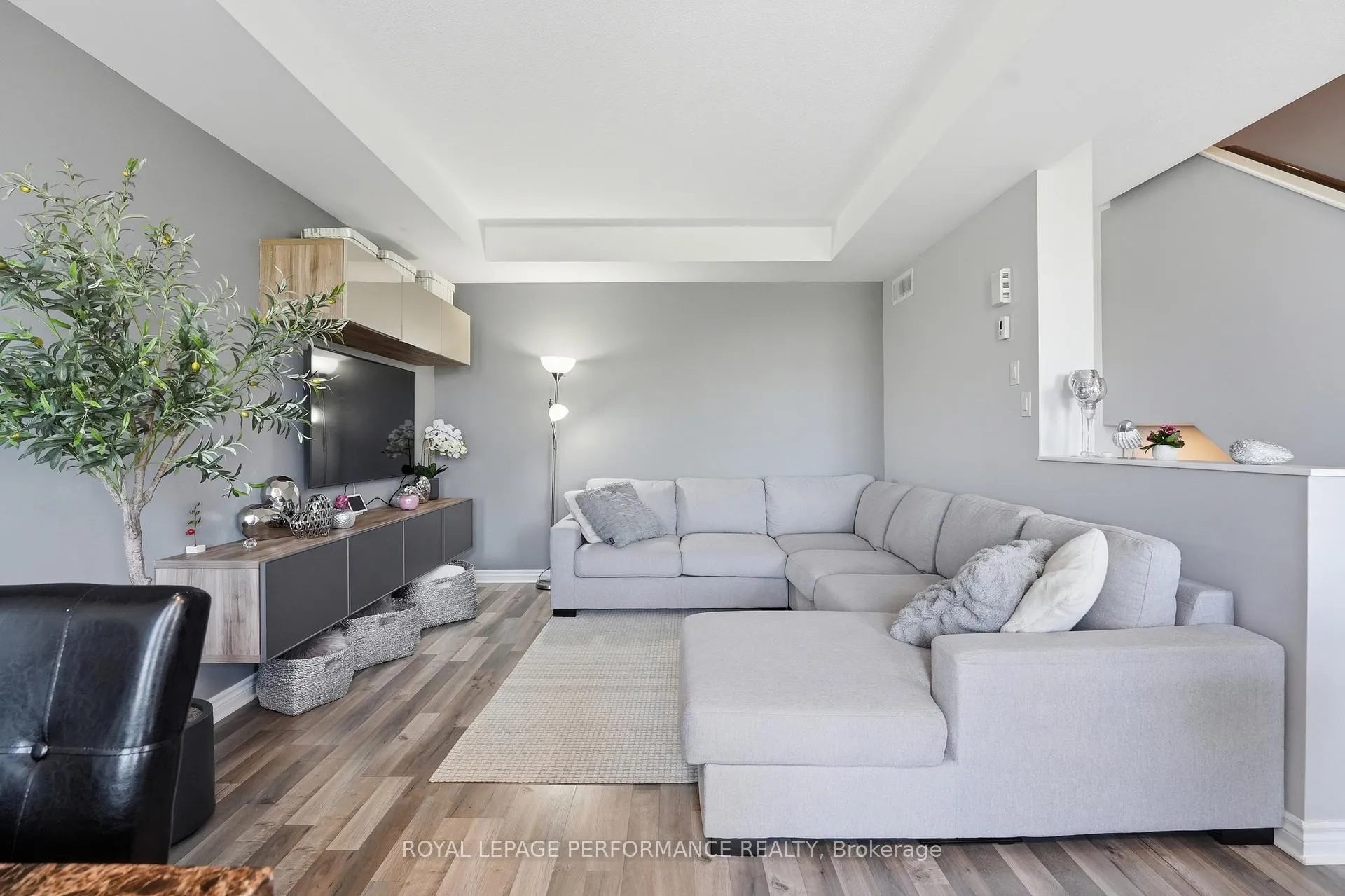 Photo 16 of 663 Trigoria Crescent, Ottawa, Avalon West — HOMEH
