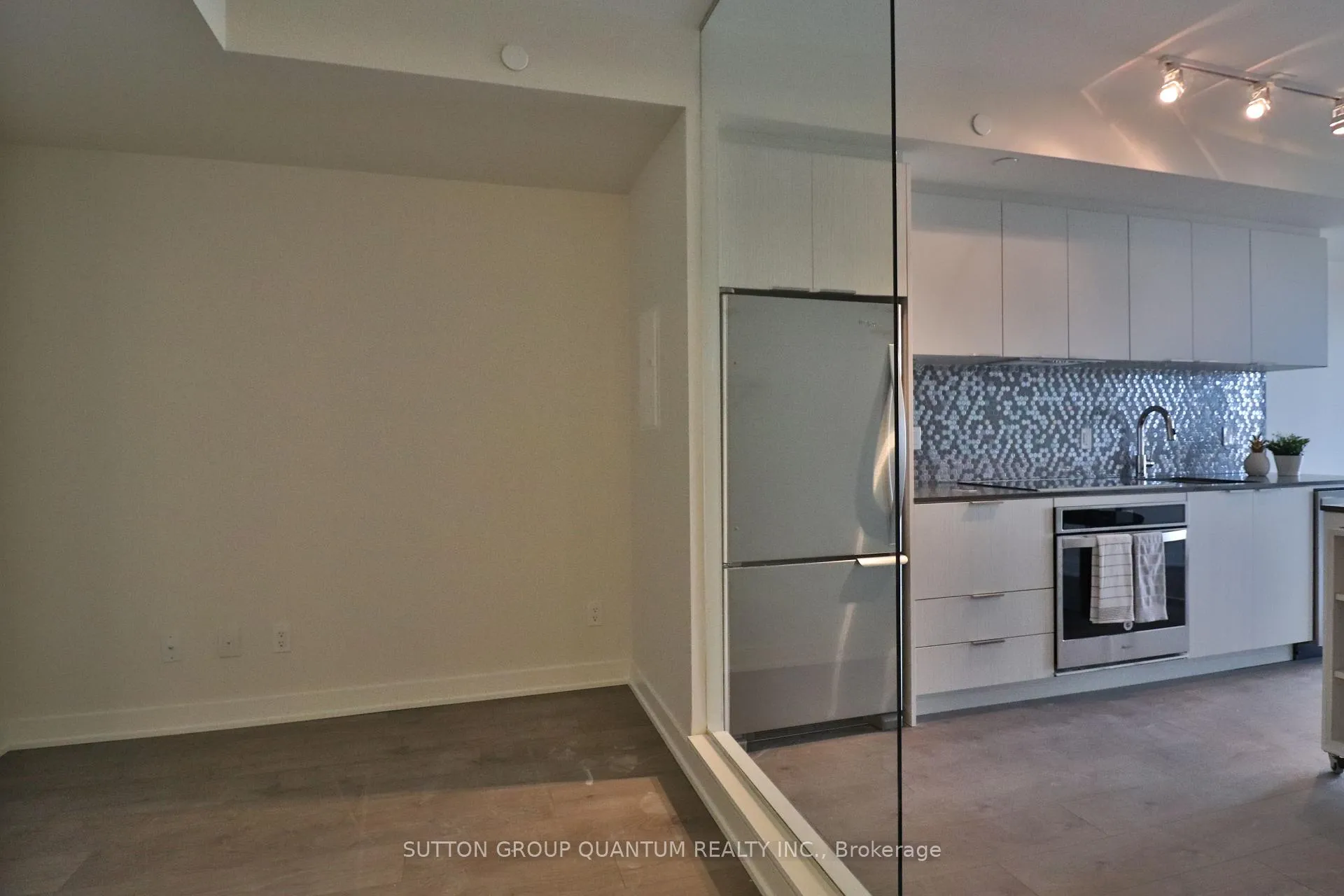 Photo 6 of Unit 2107, 2 Sonic Way, Toronto, Flemingdon Park — HOMEH