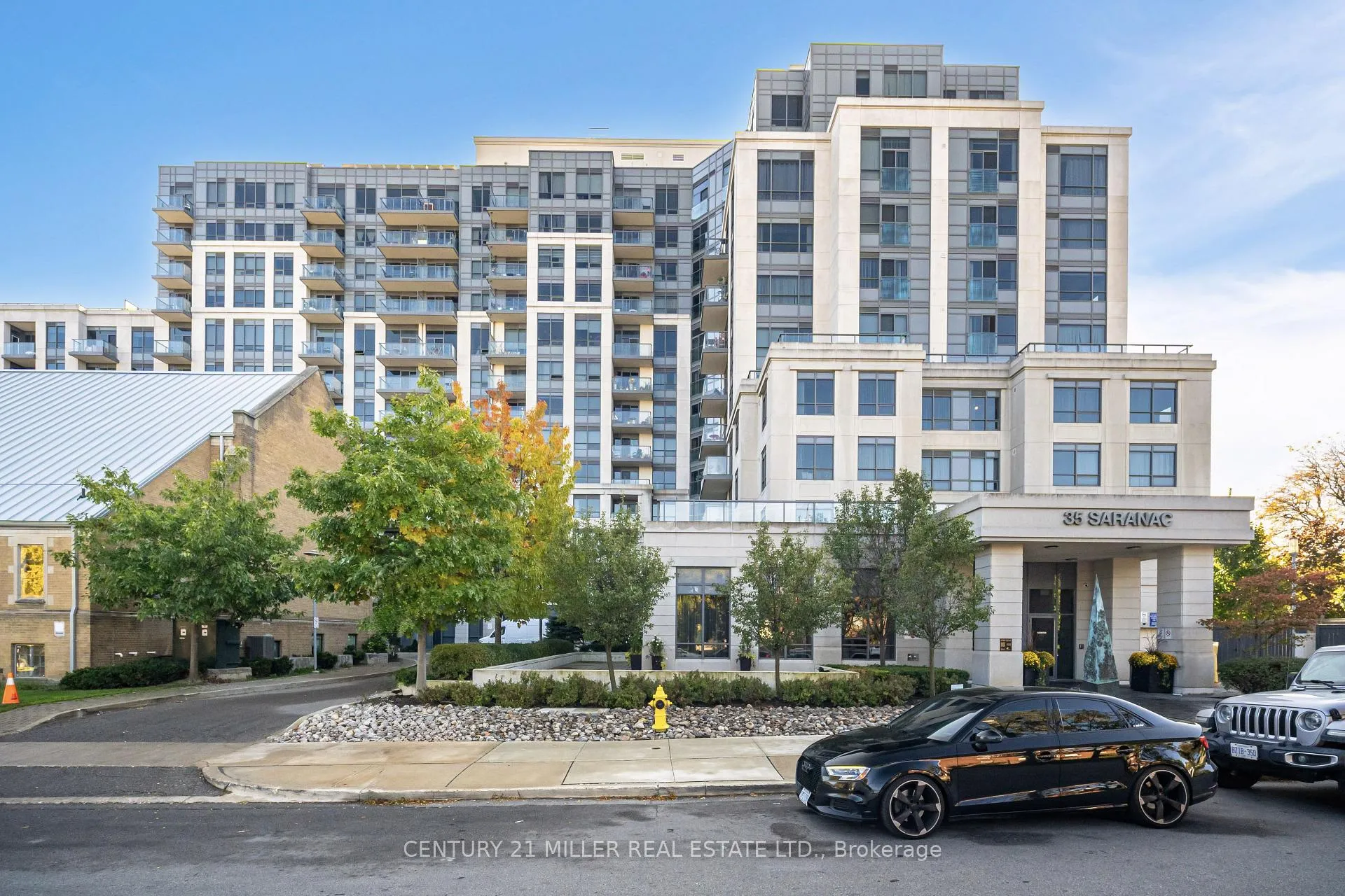 Photo 2 of Unit Ph08, 35 Saranac Boulevard, Toronto, Englemount-Lawrence — HOMEH