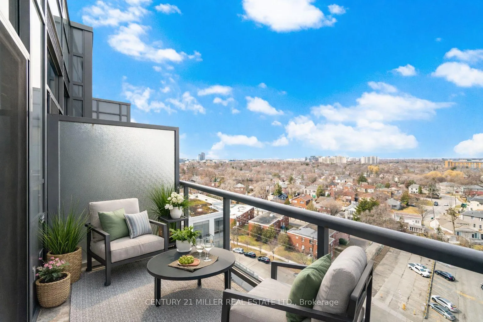 Photo 14 of Unit Ph08, 35 Saranac Boulevard, Toronto, Englemount-Lawrence — HOMEH