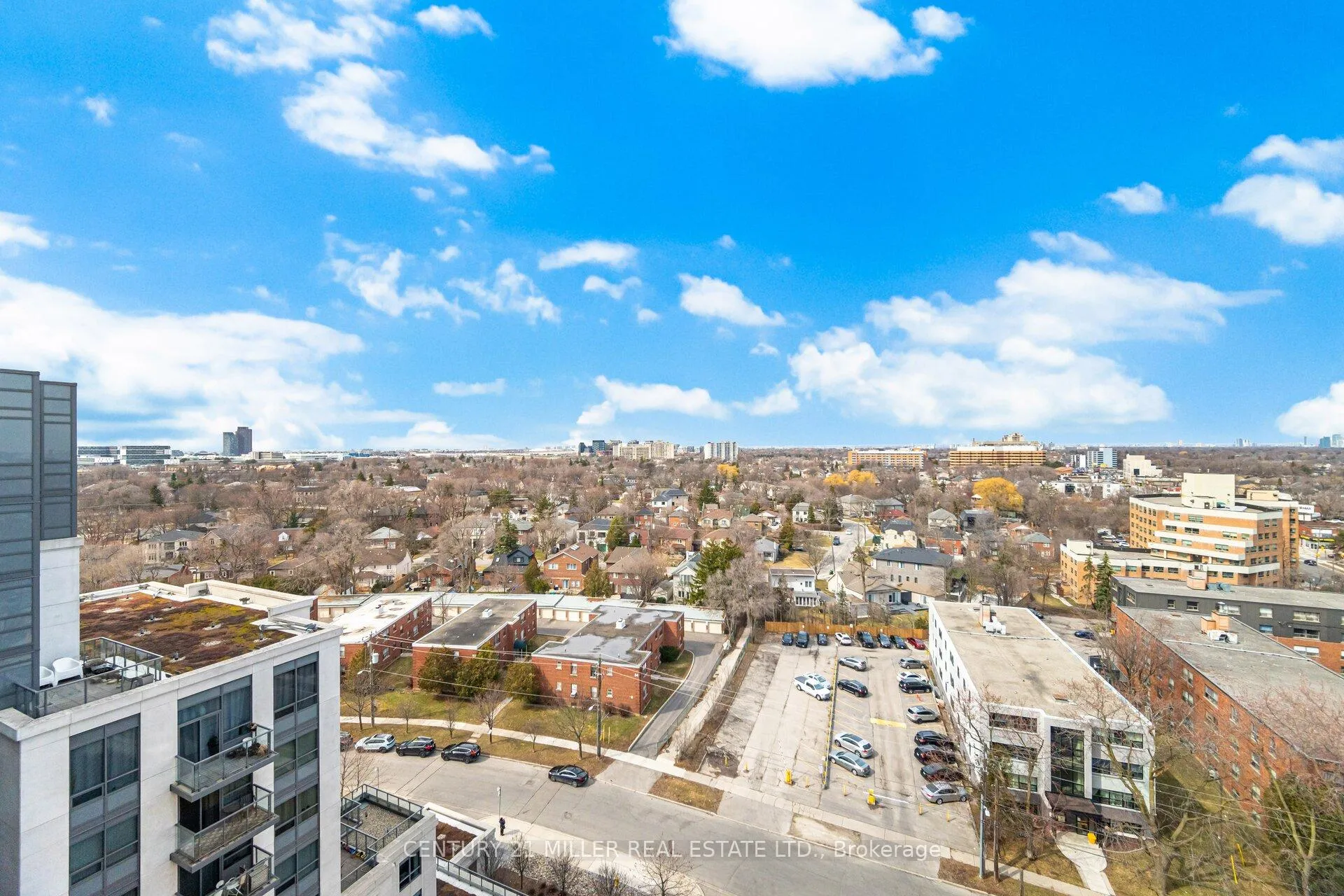 Photo 15 of Unit Ph08, 35 Saranac Boulevard, Toronto, Englemount-Lawrence — HOMEH