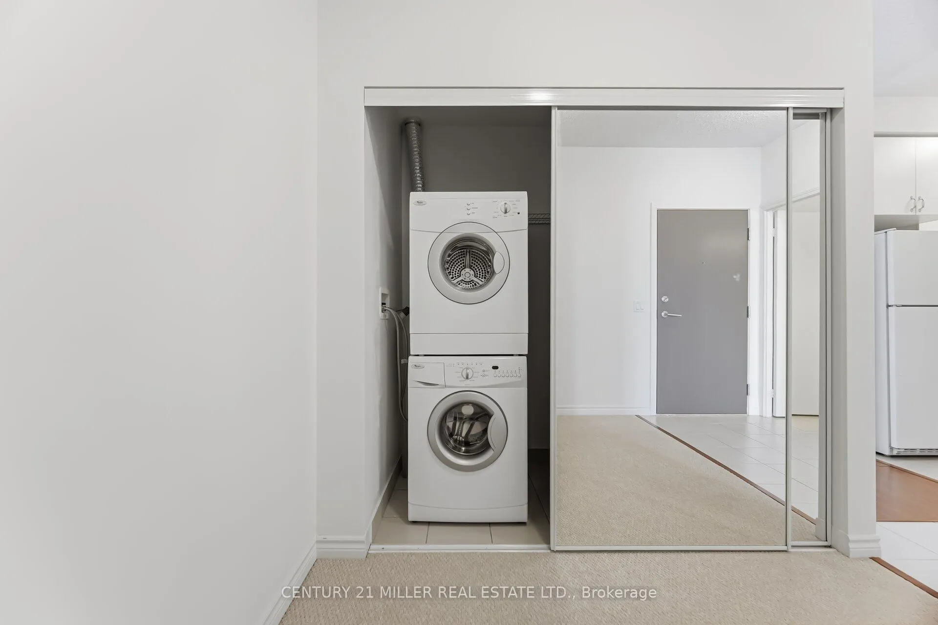 Photo 17 of Unit Ph08, 35 Saranac Boulevard, Toronto, Englemount-Lawrence — HOMEH
