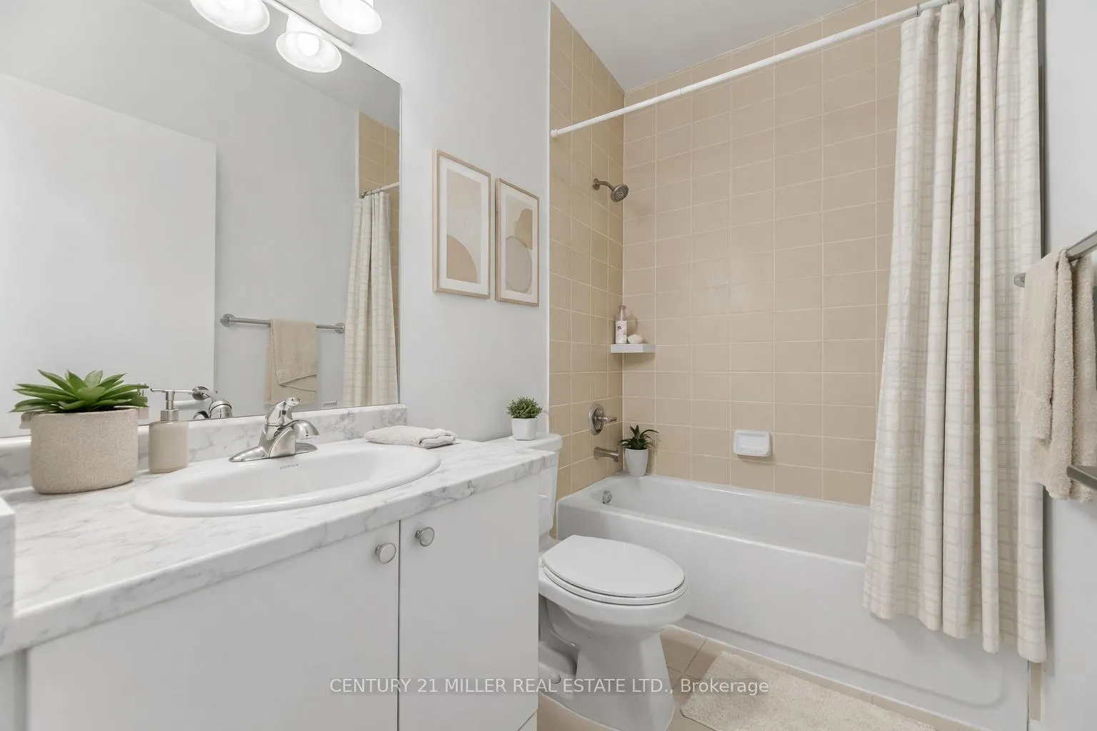 Photo 18 of Unit Ph08, 35 Saranac Boulevard, Toronto, Englemount-Lawrence — HOMEH