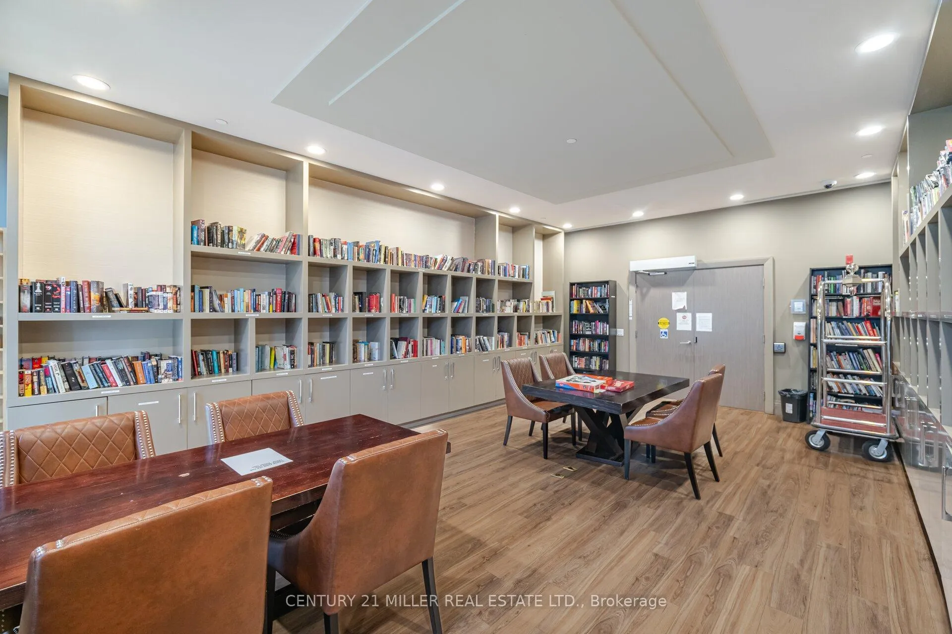 Photo 25 of Unit Ph08, 35 Saranac Boulevard, Toronto, Englemount-Lawrence — HOMEH