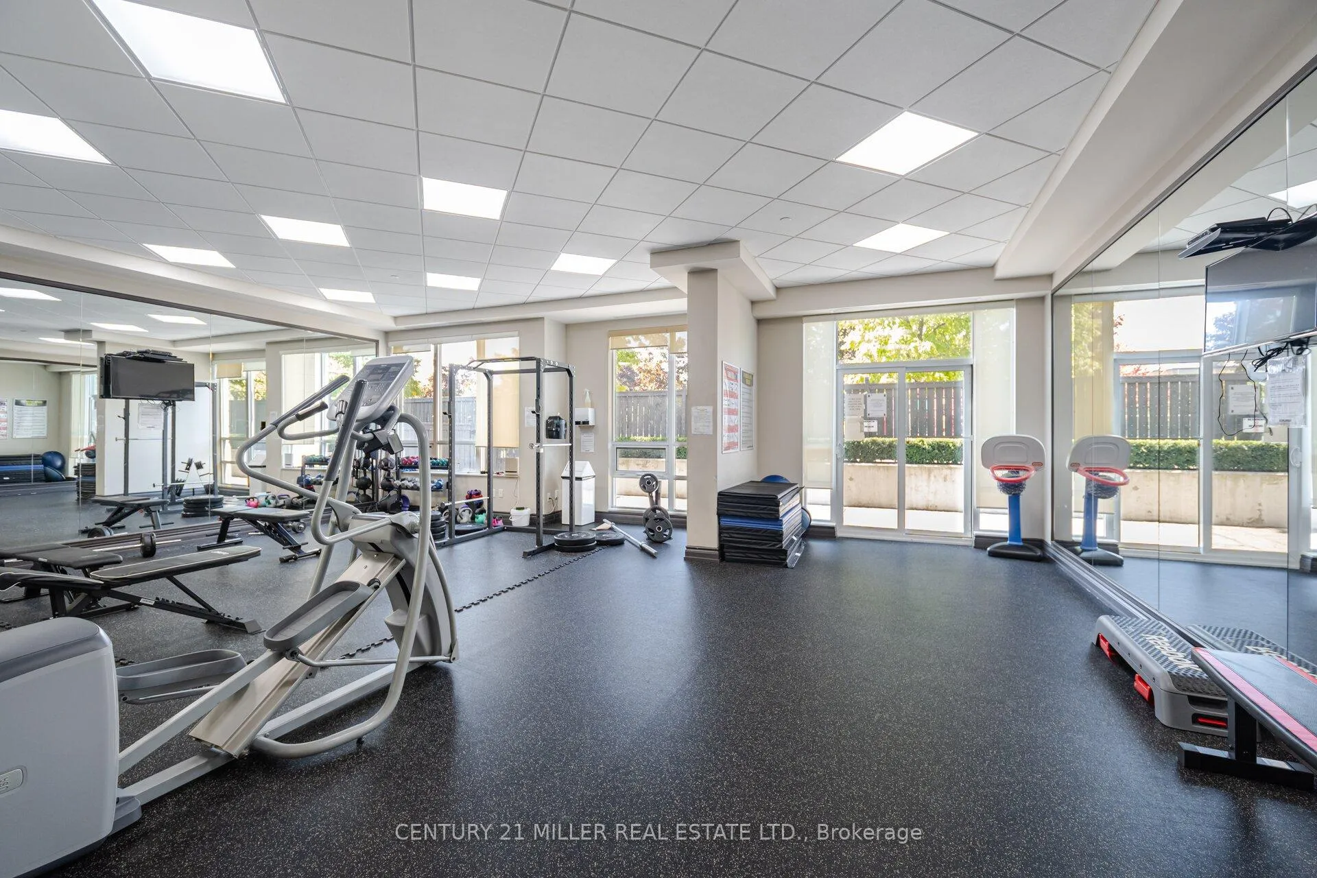 Photo 26 of Unit Ph08, 35 Saranac Boulevard, Toronto, Englemount-Lawrence — HOMEH