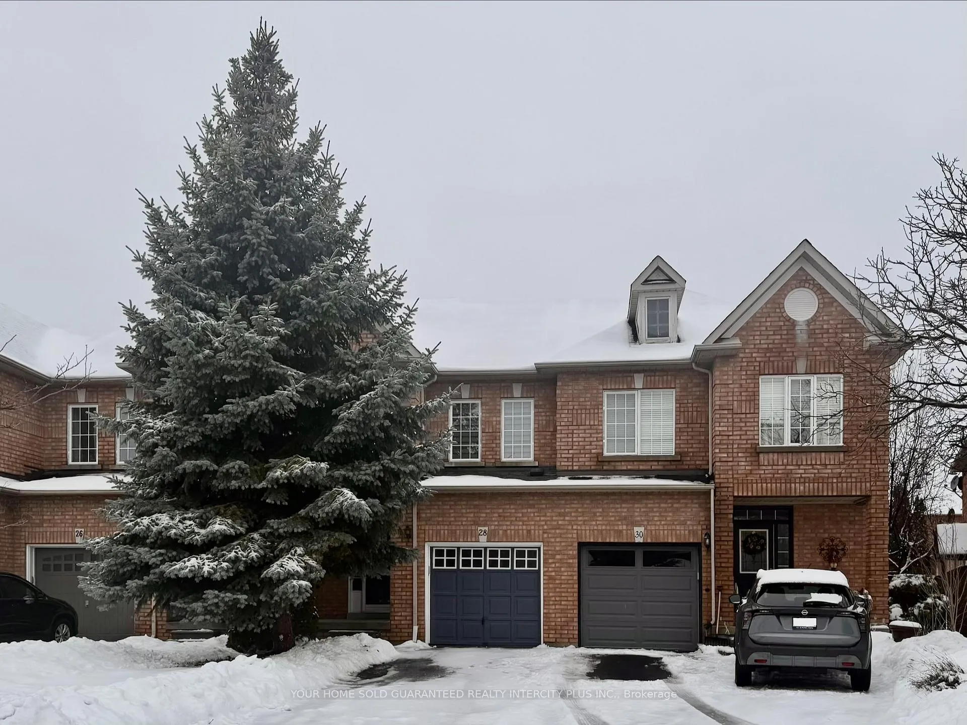 Photo 1 of 28 Delfire Street, Vaughan, Maple — HOMEH