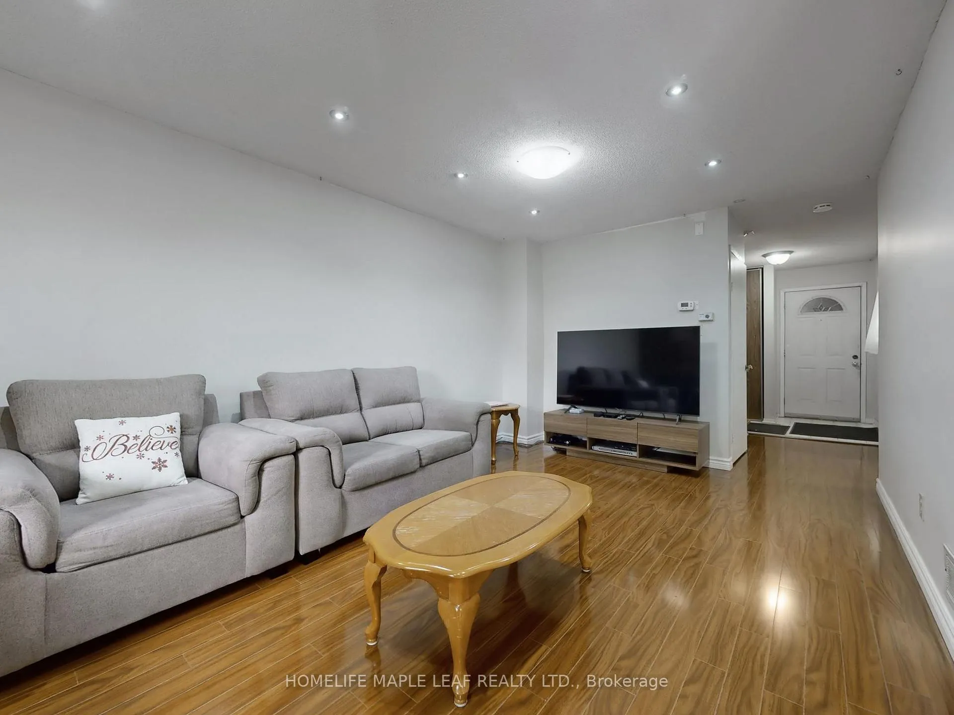 Photo 6 of 39 Lamay Crescent, Scarborough, Rouge — HOMEH