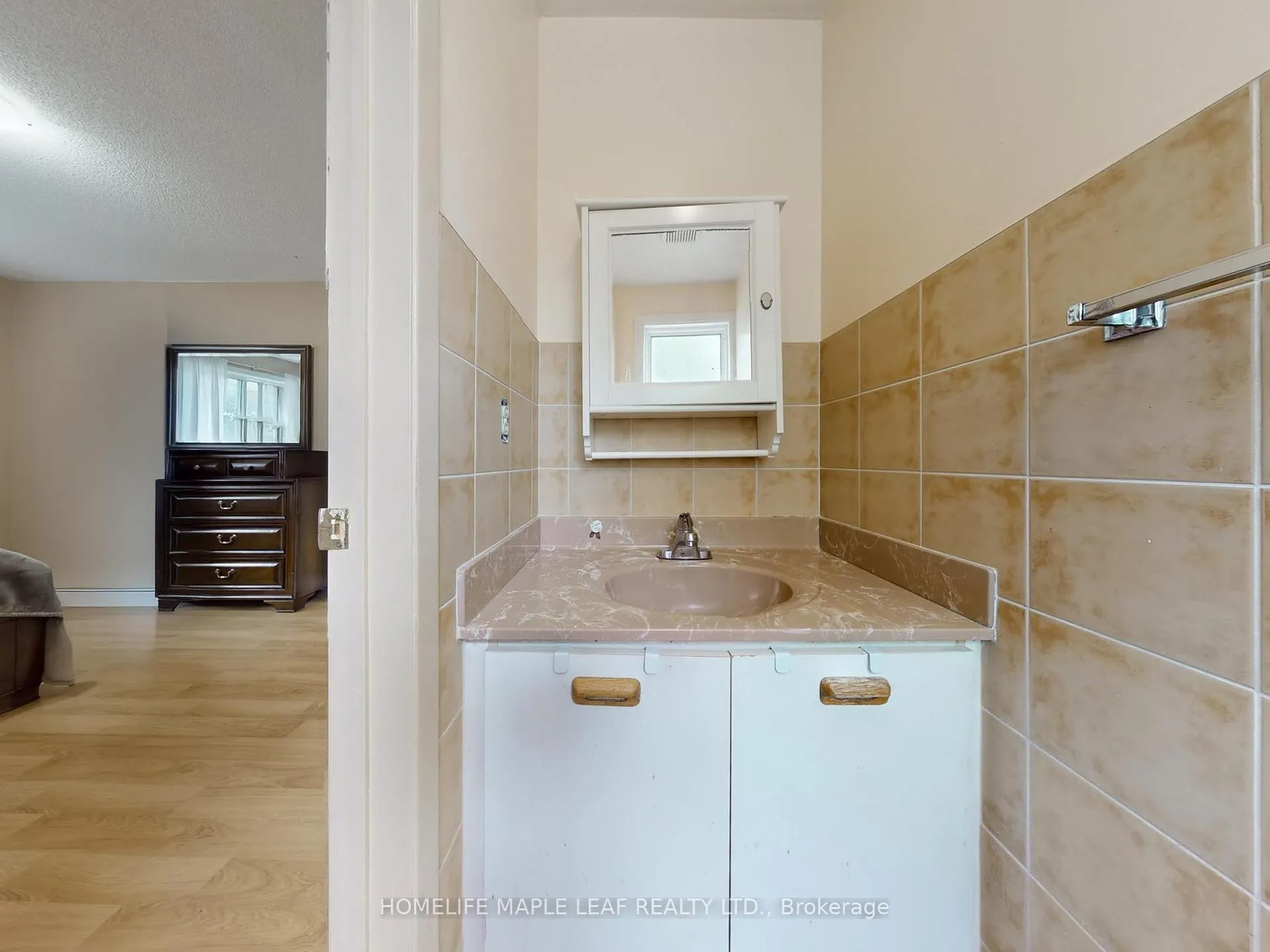 Photo 24 of 39 Lamay Crescent, Scarborough, Rouge — HOMEH