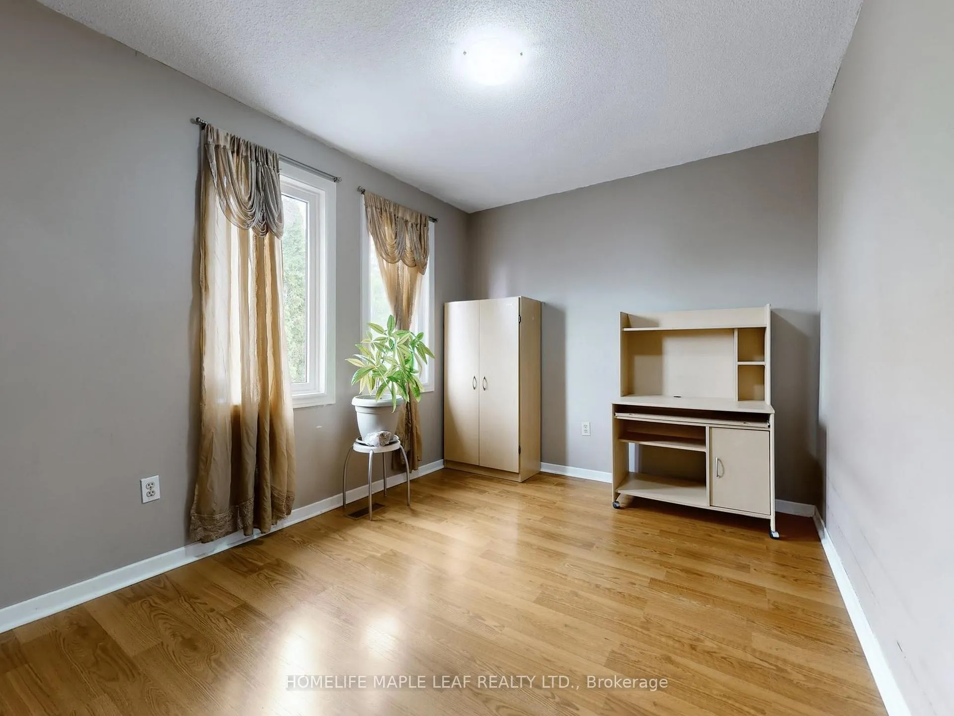 Photo 25 of 39 Lamay Crescent, Scarborough, Rouge — HOMEH