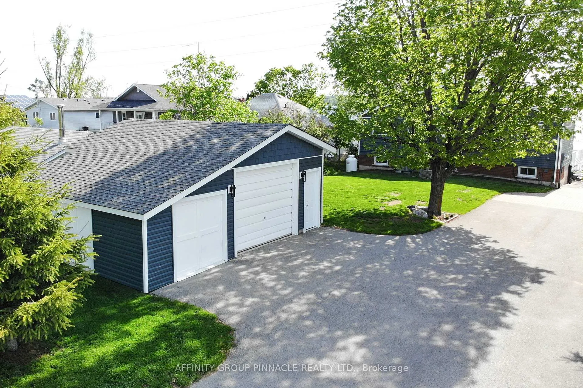 Photo 16 of 73 Admiral Drive, Kawartha Lakes, Fenelon — HOMEH
