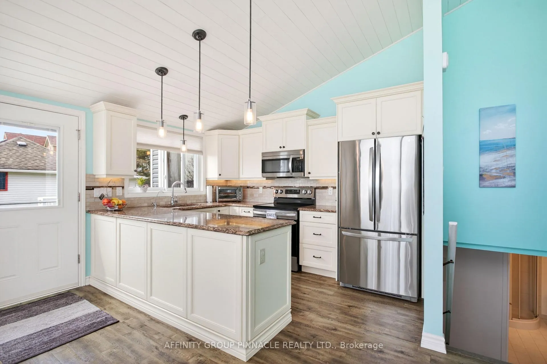 Photo 19 of 73 Admiral Drive, Kawartha Lakes, Fenelon — HOMEH