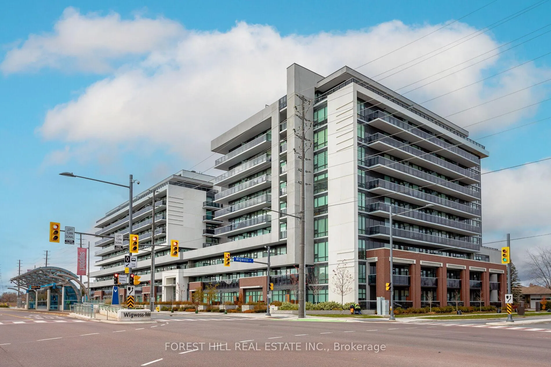 Photo 4 of Unit 701, 4800 Highway 7 Road, Vaughan, East Woodbridge — HOMEH