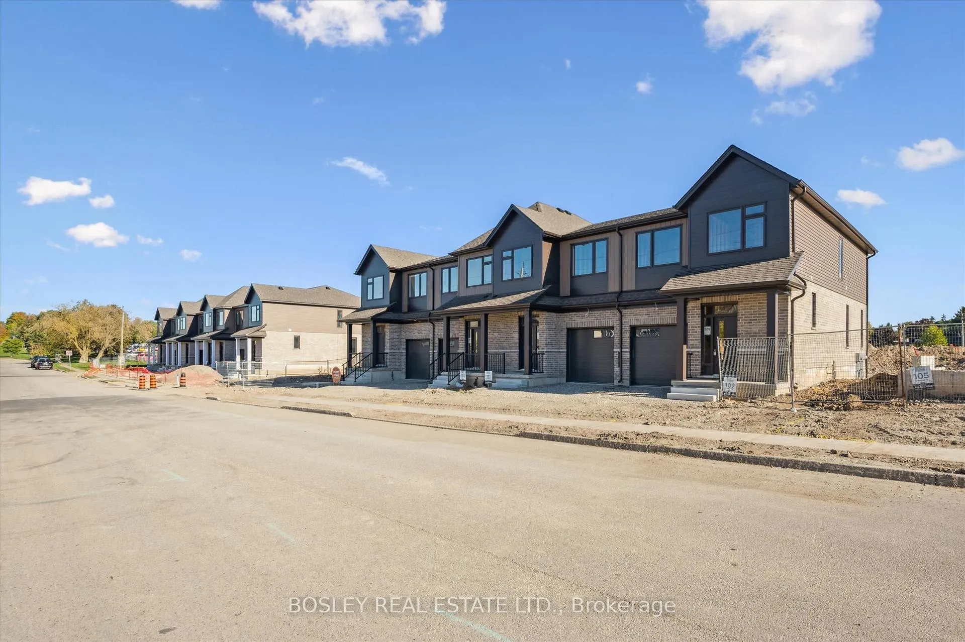 Photo 24 of 125 Catherine Street, Wilmot, New Hamburg — HOMEH