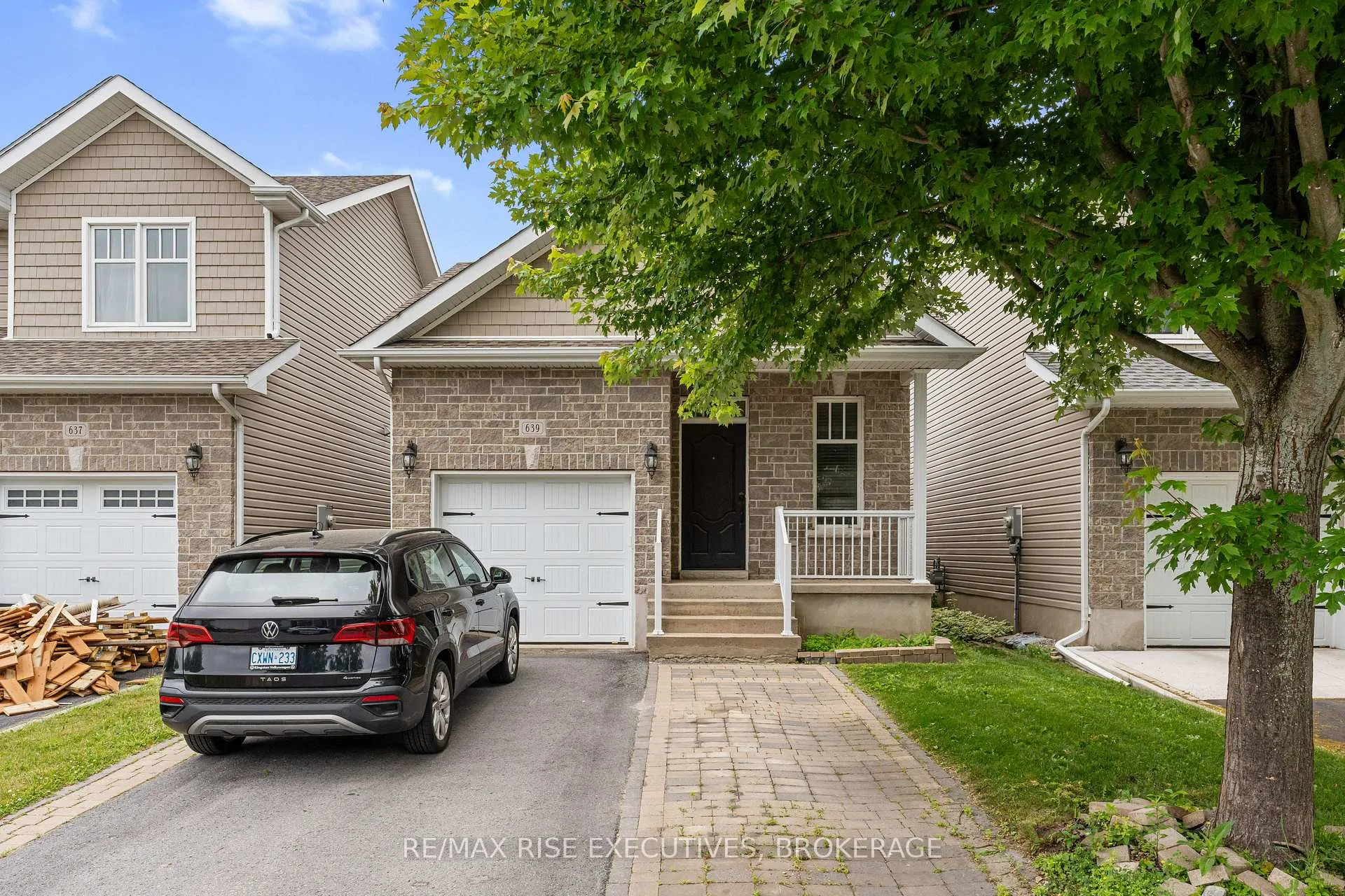 Photo 2 of 639 Walters Street, Kingston, Kingston East (Incl Barret Crt) — HOMEH