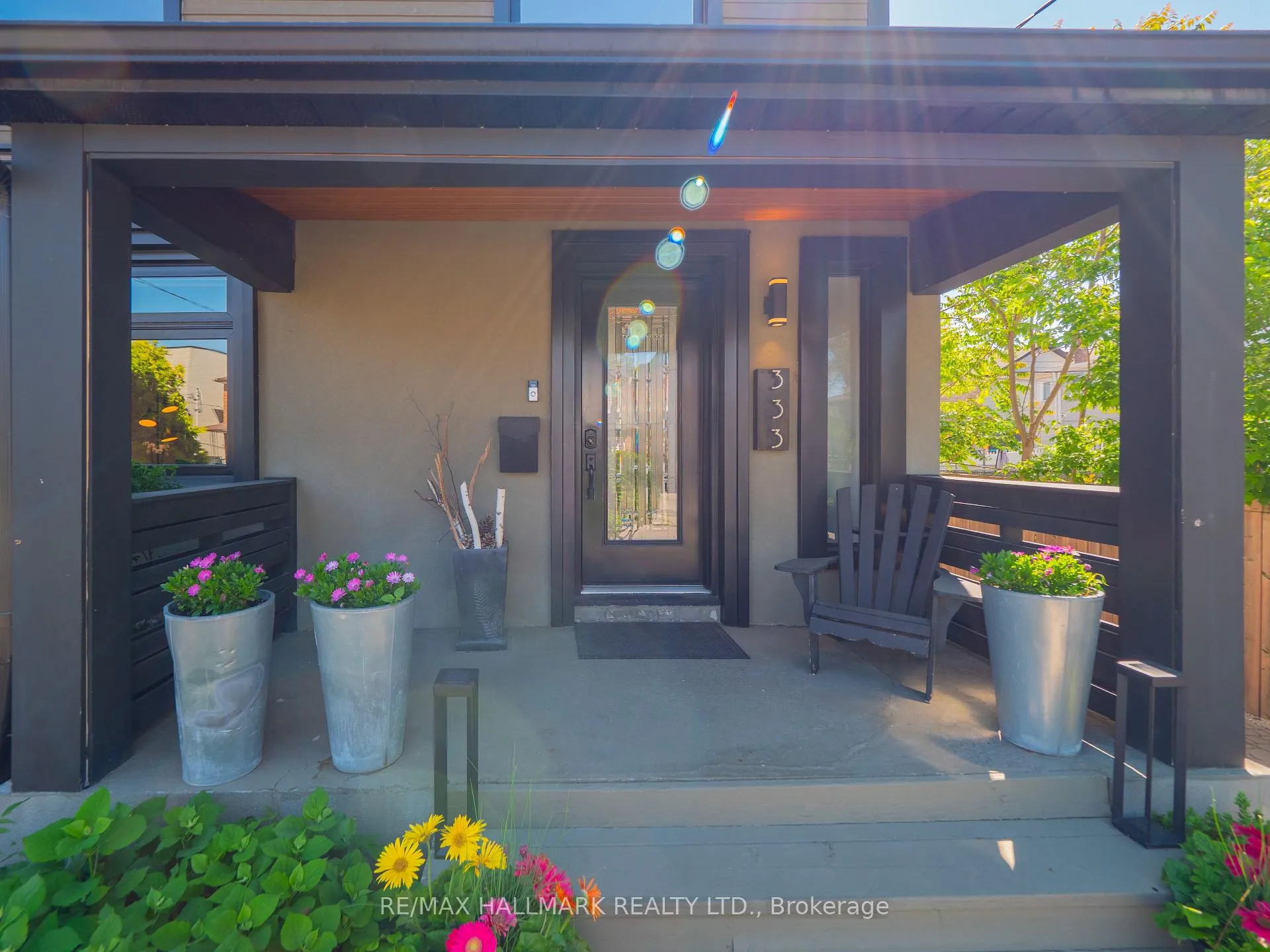 Photo 2 of 333 Monarch Park Avenue, Toronto, Danforth Village-East York — HOMEH